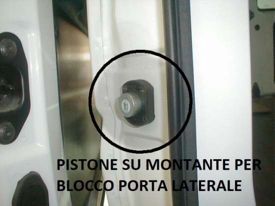 Porta laterale 02