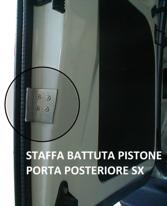 Porta posteriore 03